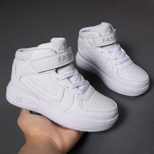 Sneakers Barn (STL. 36-39)