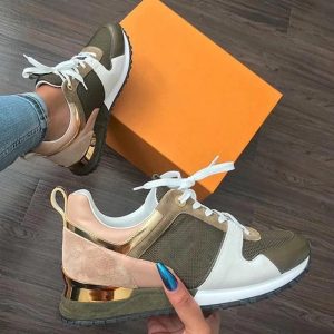 Sneakers Dam