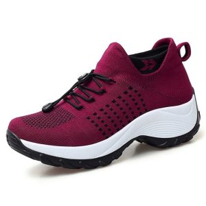 Sneakers Dam