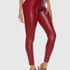 Leggings i glänsande rött läderimitation