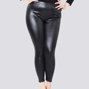 Leggings i imitationsläder i stora storlekar
